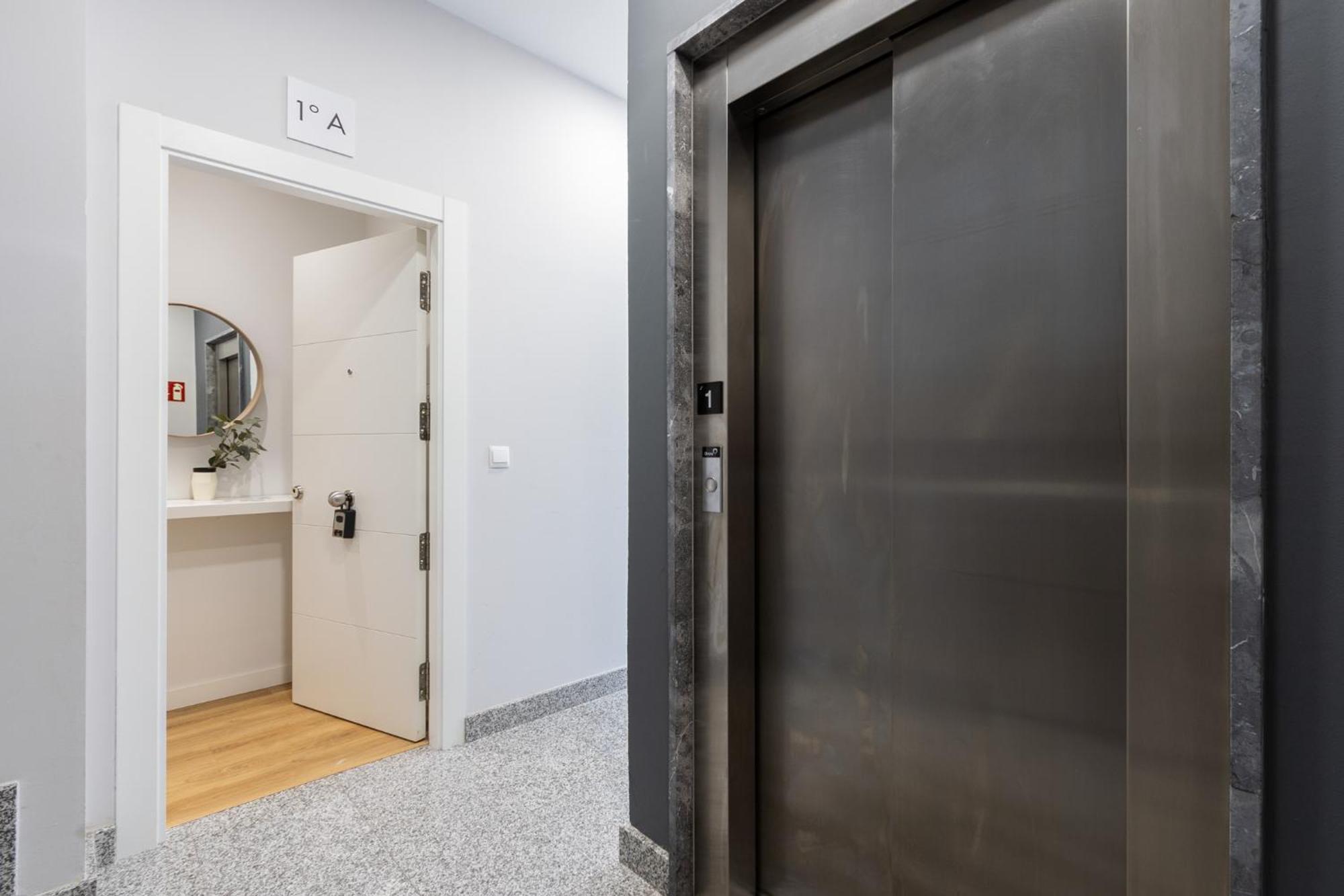 Insidehome Apartments - La Casa Del General 바야돌리드 외부 사진